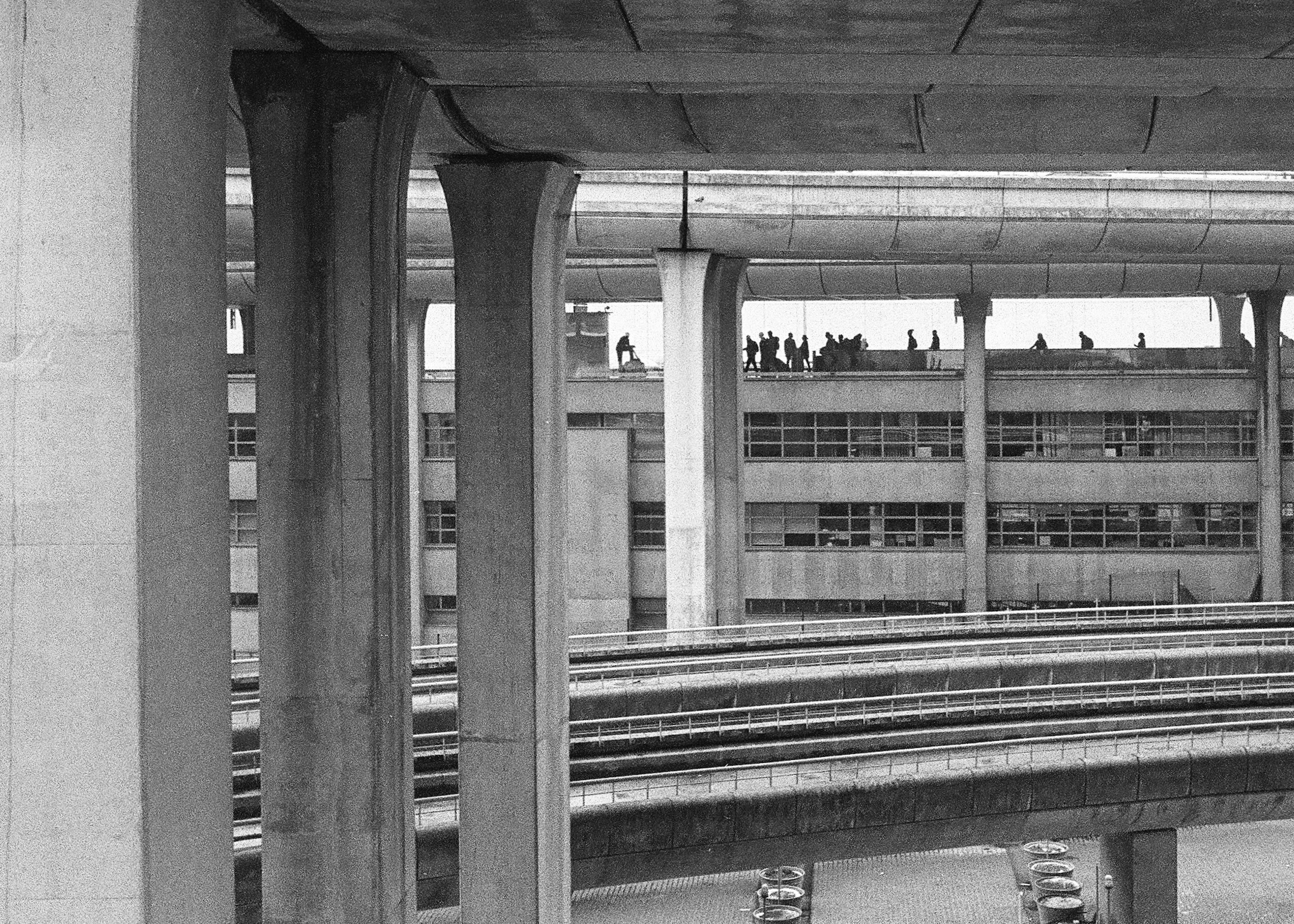 Pedways and viaducts at the airport