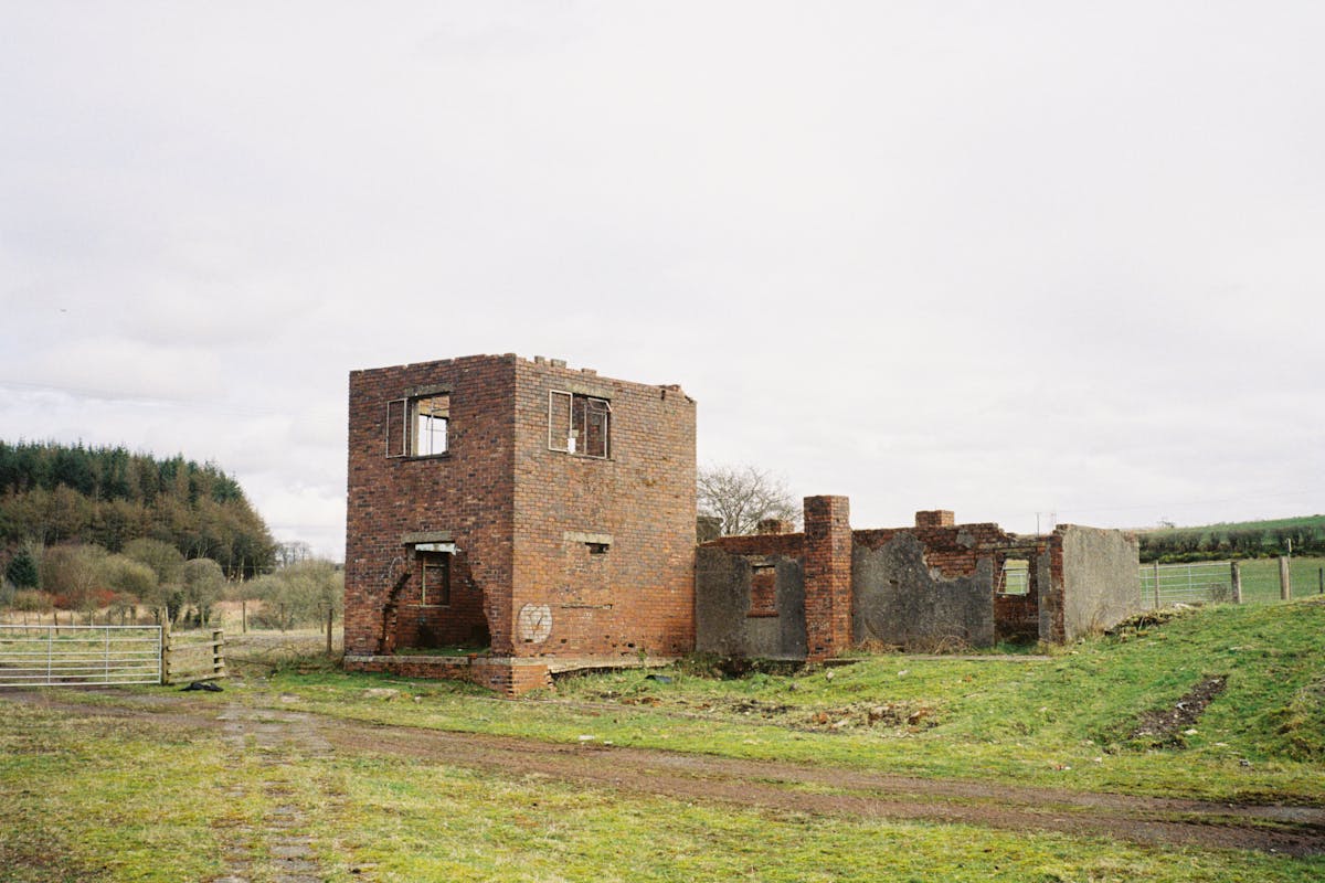 An abandoned building outside Highfield.
